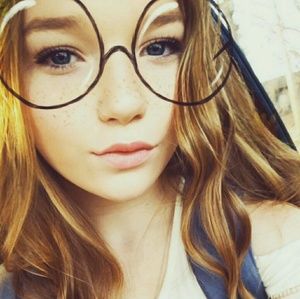 Meet your Posher, Karli